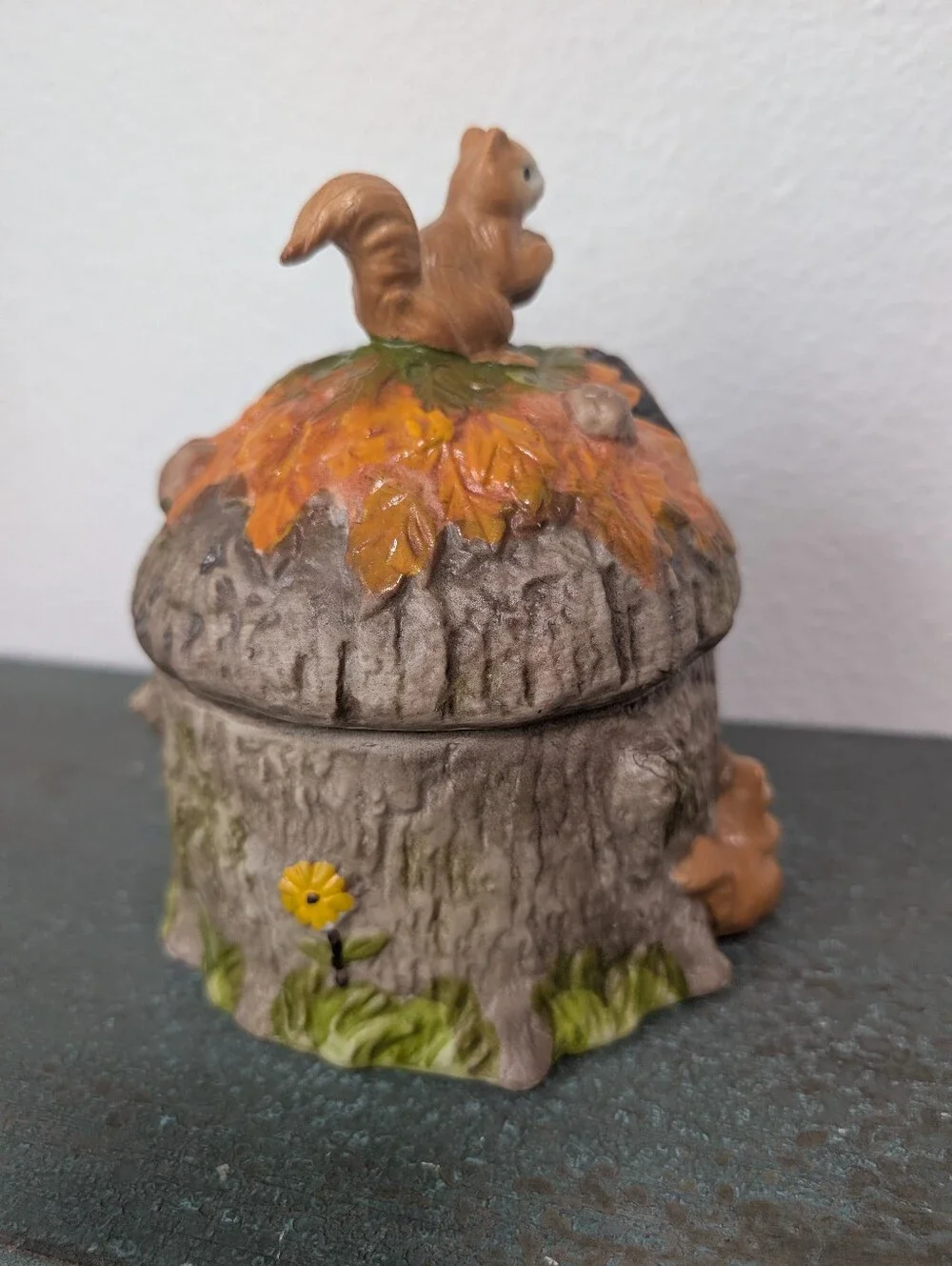 Vintage Ceramic Squirrel NUT HOUSE Candy Nut Canister Jar Tree House CottageCore